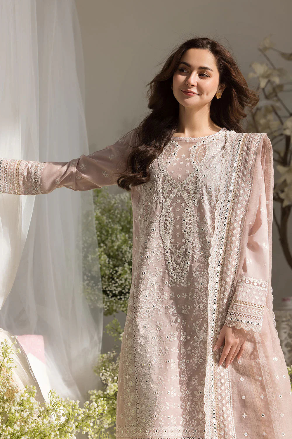 SOBIA NAZIR - 3PC Lawn Embroidered Suit - USME-012037