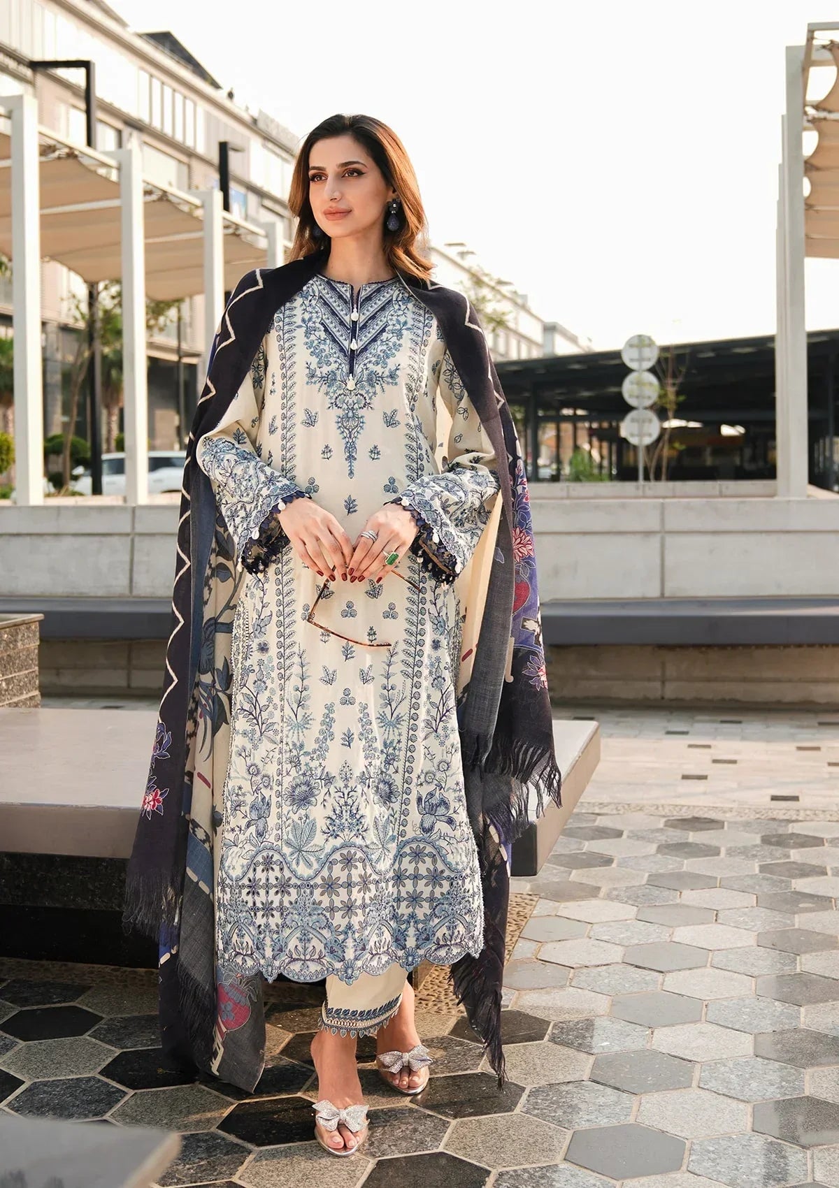 ELAF - 3PC Lawn Embroidered Suit - USME-012066